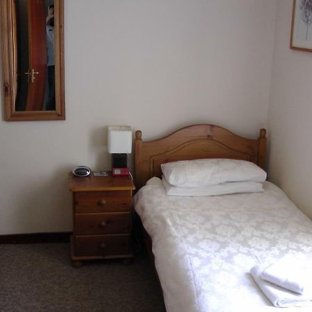 Beeches Guest House Dyce Exteriör bild