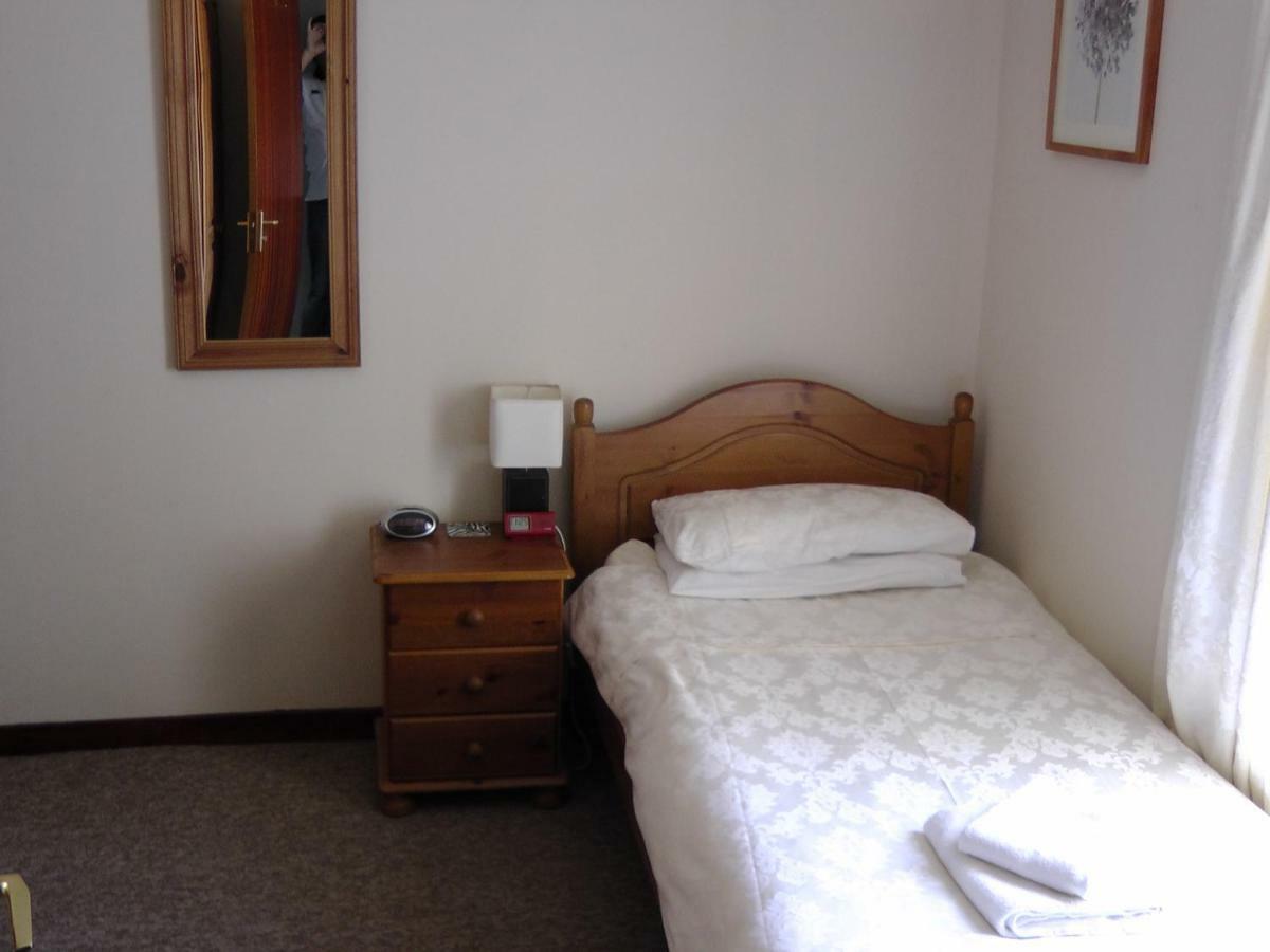 Beeches Guest House Dyce Exteriör bild