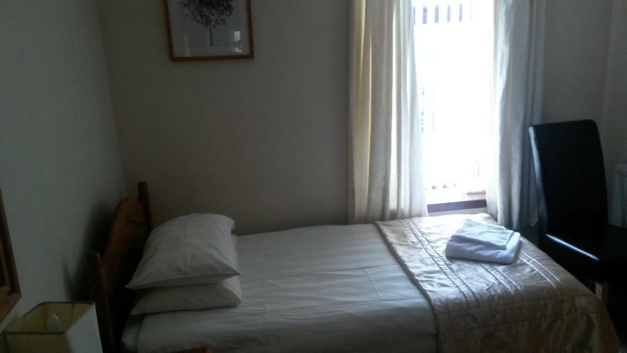 Beeches Guest House Dyce Exteriör bild