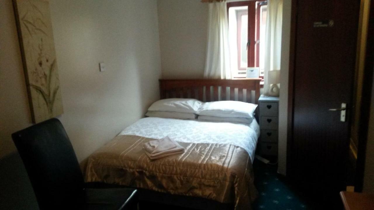 Beeches Guest House Dyce Exteriör bild
